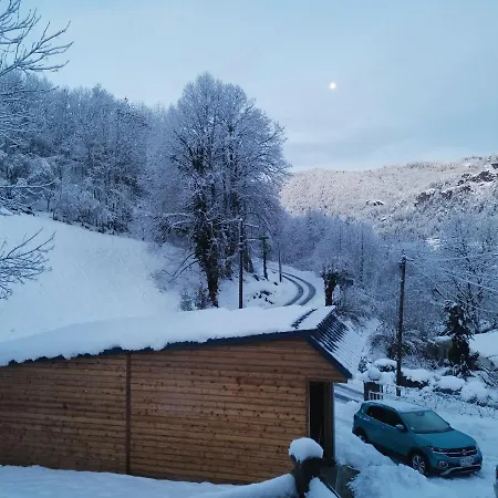 Maison D'hote, Gite, La Maisonnette * Vic-sur-Cere