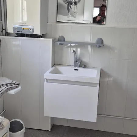 Holiday home Maison D'hote, Gite, La Maisonnette Vic-sur-Cere